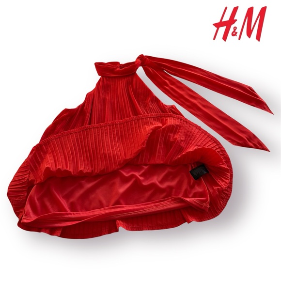 H&M Vibrant Bright Red-Orange Pleated Halter-neck Blouse - Picture 6 of 8